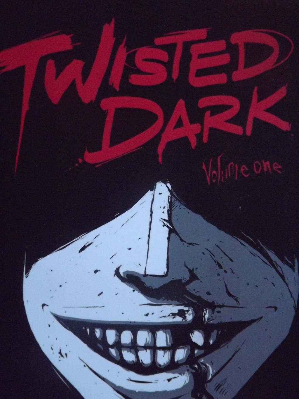 Twisted Dark Volume 1 Graphic Novel Review – A Twisted&nbsp;Pleasure