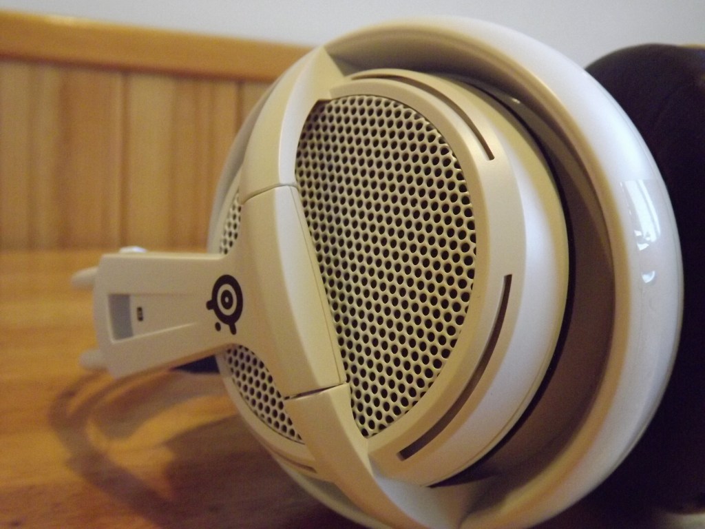 Siberia 200 Headset Review – Speak Now, Or Forever Mute Your&nbsp;Mic